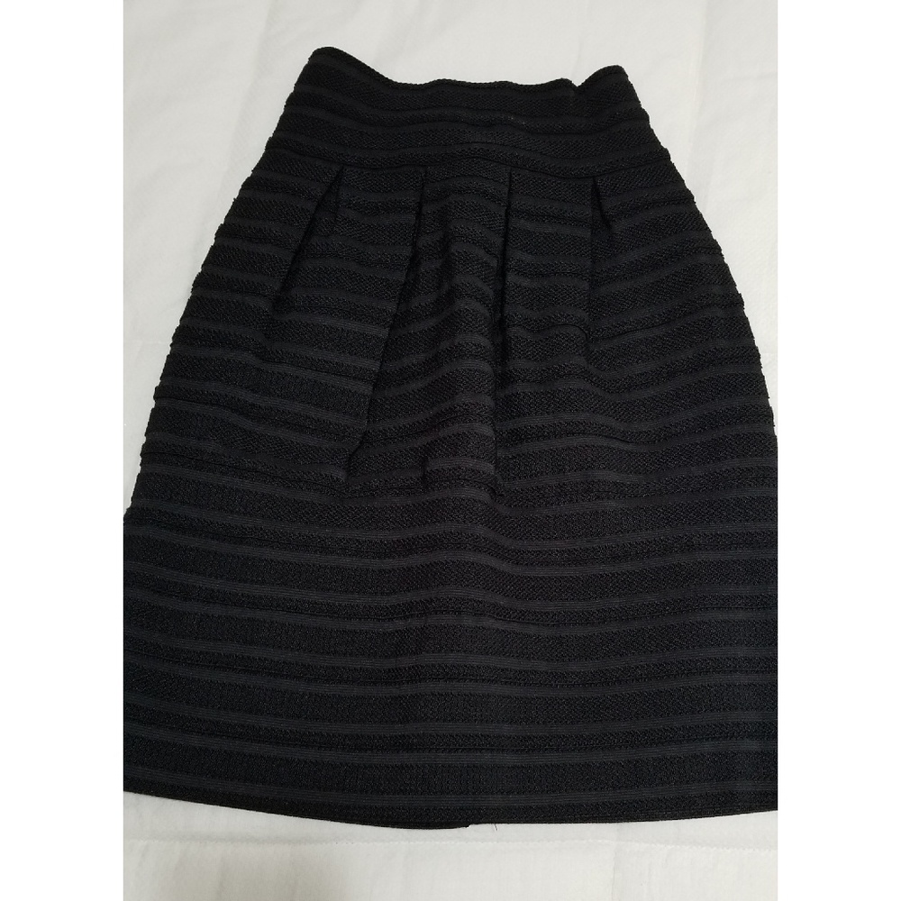 LM LULU Skirt